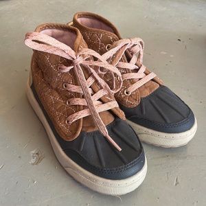 Osh kosh girls booties